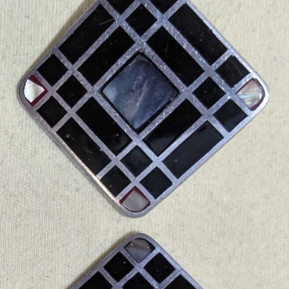 Vintage Black Square Mod Earrings With Mother Of Pearl Accents - Picture 3 of 5